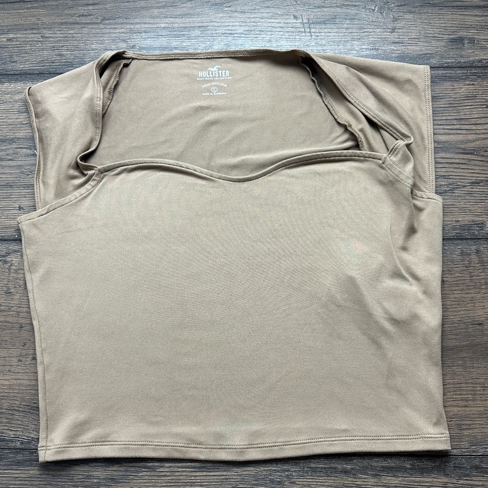 Hollister Tan Must-Have Collection Tee